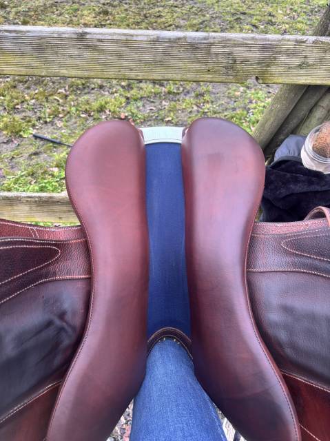 Selle extra contact Antares