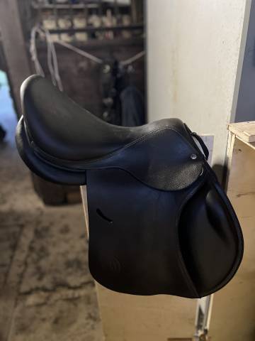 Selle Forestier Prem&rsquo;s 17 pouces