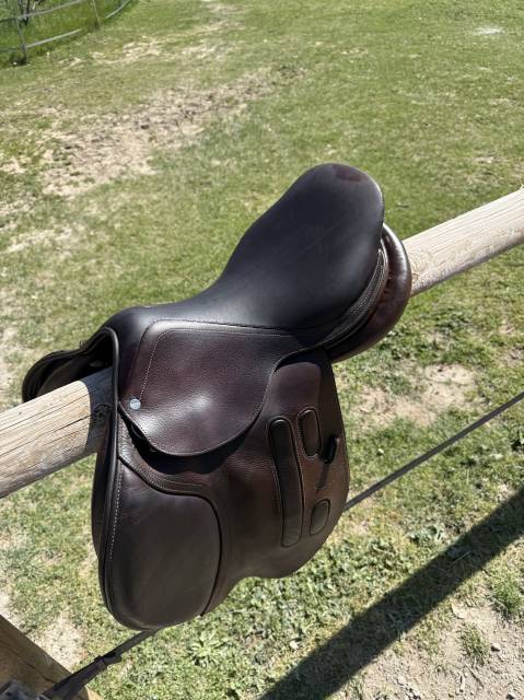 Selle GBS 17,5 / plate / quartier 3a 