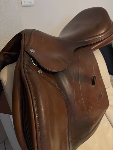 Selle &Eacute;QUIPE 17,5