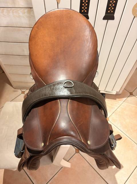 Selle Stubben 17.5 toute &eacute;quip&eacute;e