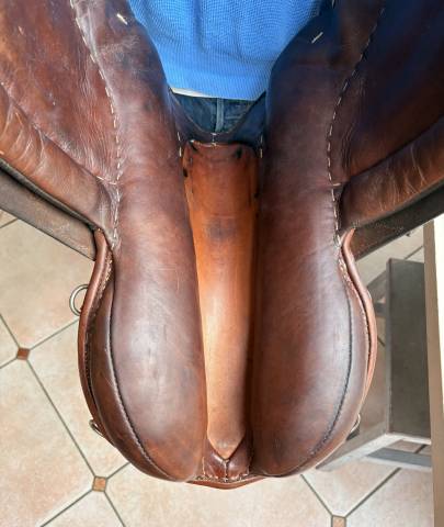 Selle Stubben 17.5 toute &eacute;quip&eacute;e