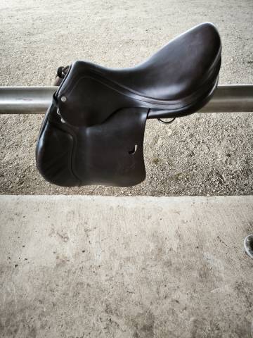 Selle Equipe mod&egrave;le emporio