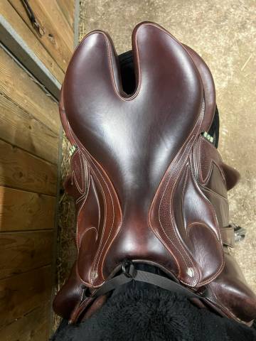 Selle Devoucoux Chiberta Enara de d&eacute;cembre 2024 