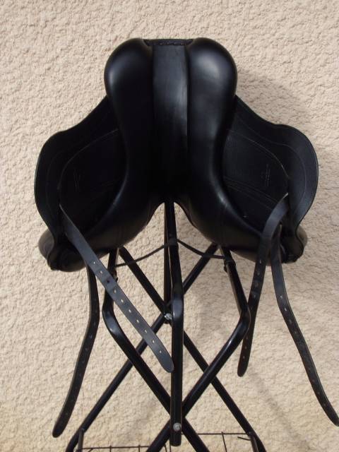 Selle Dressage Childeric 17'