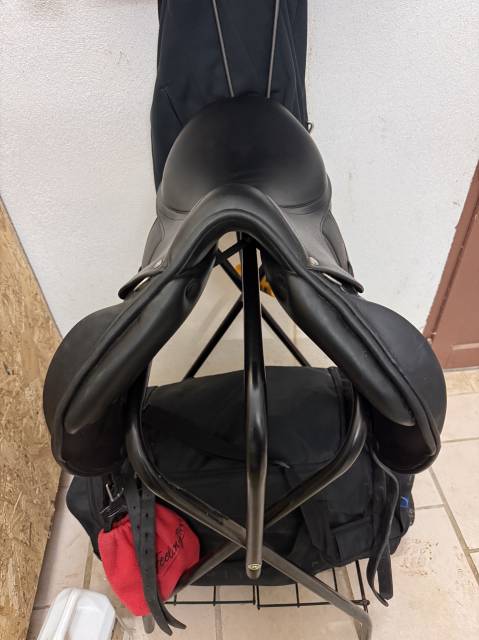 Selle monoquartier antares 17,5