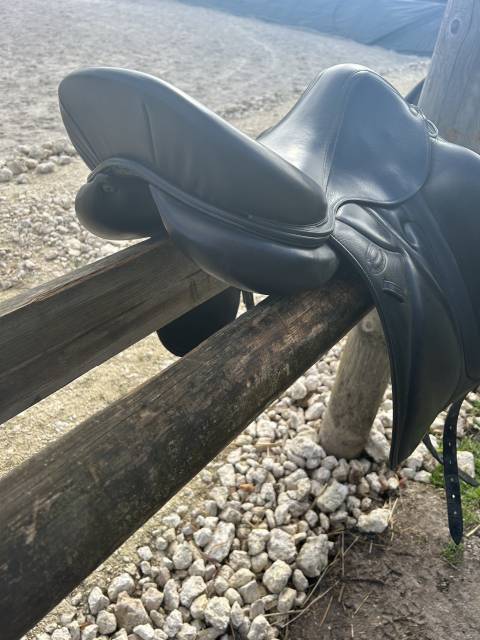 Selle Devoucoux MAKILA