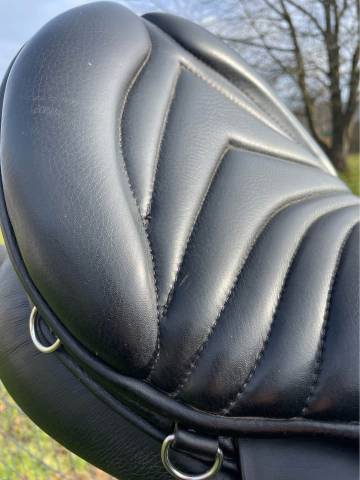 Selle dressage rando Zaldi royale police 17.5''