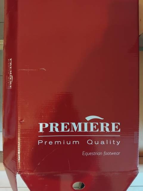 Bottes d'&eacute;quitation neuves 