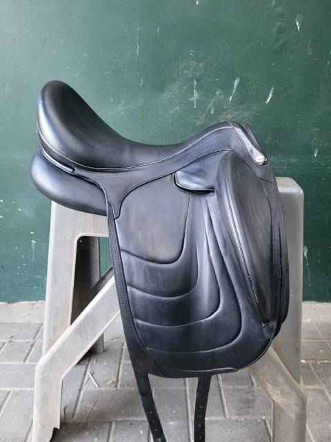 Selle dressage Devoucoux Makila Harmonie