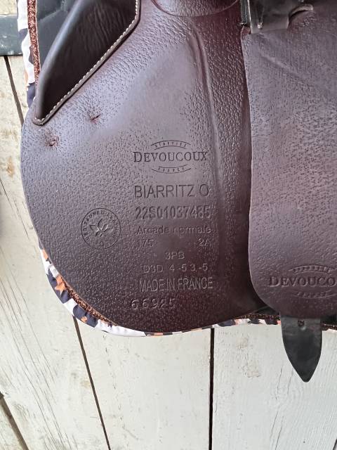 Selle devoucoux 17.5 Quartier 2A havanne 