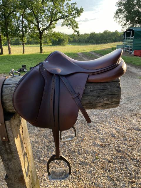 Selle Devoucoux Biarritz O   17,5