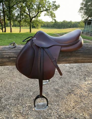 Selle obstacle Devoucoux   biarritz O 