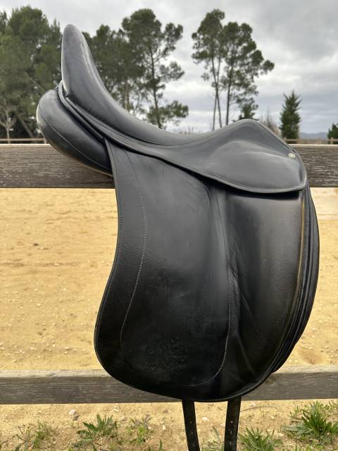 Selle dressage Childeric DGP 18&nbsp;&lsquo;&acute;