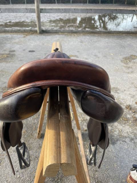 Selle Forestier modele S&eacute;oul 16,5