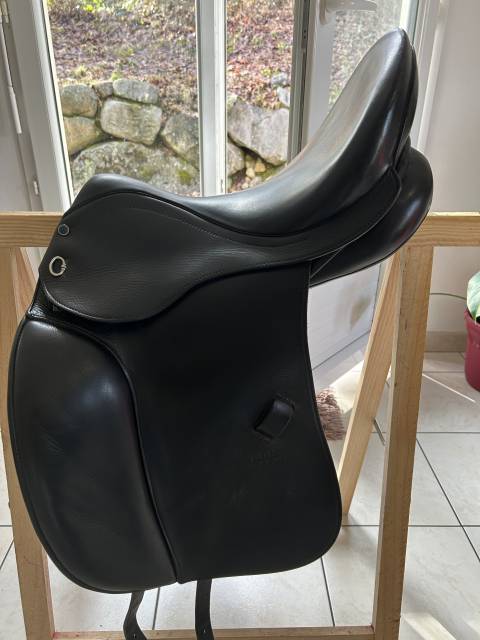 Selle de dressage Stubben 
