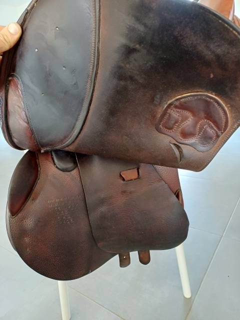 Selle Delgrange, mod&egrave;le Partition 18"