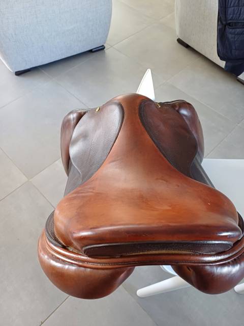 Selle Delgrange, mod&egrave;le Partition 18"