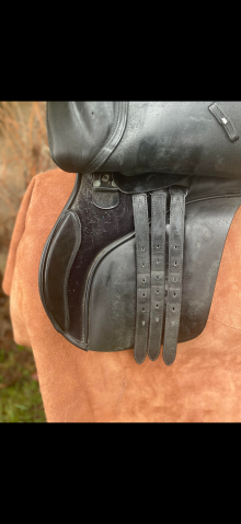 Selle b&acirc;tes 17"