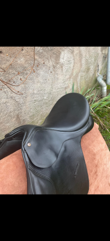 Selle b&acirc;tes 17"