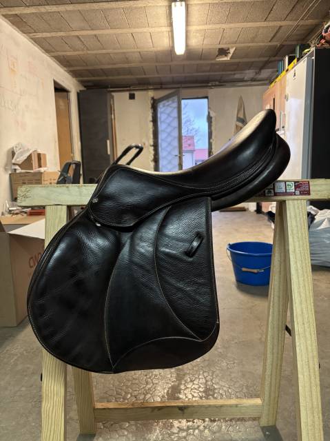 Selle Voltaire Design