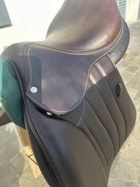 Selle d&rsquo;obstacle forestier taille 17, septembre 2023