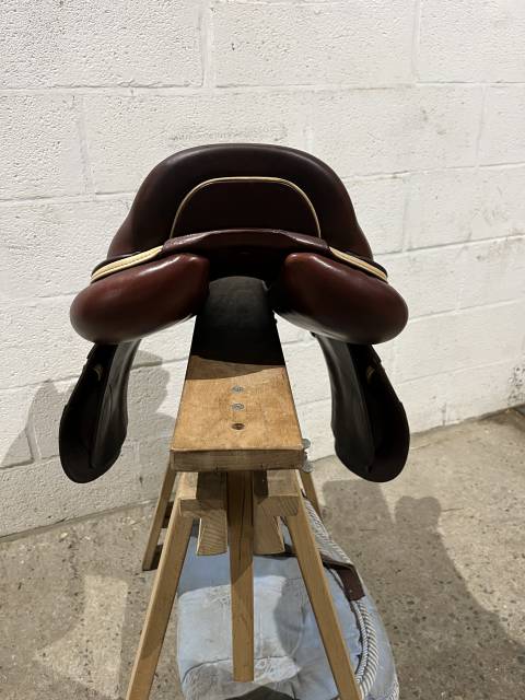 Selle CWD 17,5 pouces