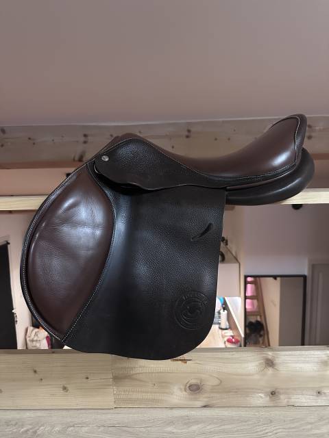 Selle Forestier "Club", taille 18 