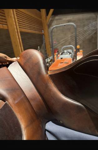 Selle Antares si&egrave;ge 17   taille Quartier 3AB