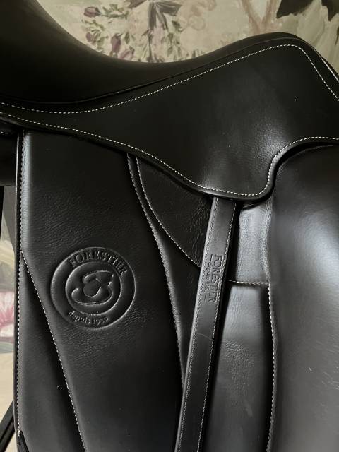 Selle dressage Forestier AACHEN 17,5 buffle