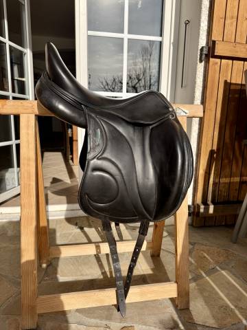 Selle dressage Devoucoux Loreac
