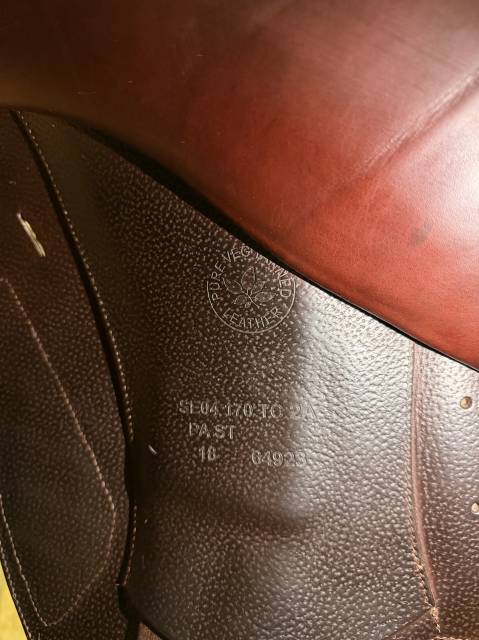 Selle mono quartier  marron CWD 17.5"