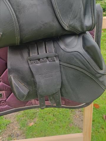 Selle IKONIC mod&egrave;le Elite 18 pouces