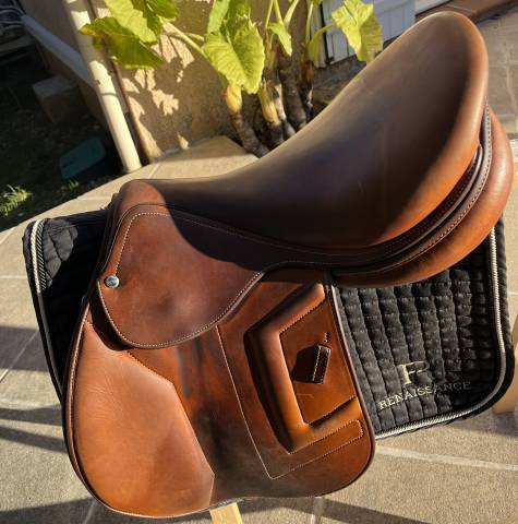 Selle Renaissance M taille 18 - 2023