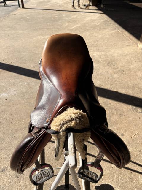 Selle Henri de rivel