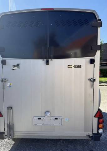 Van HBX 511 de 2P