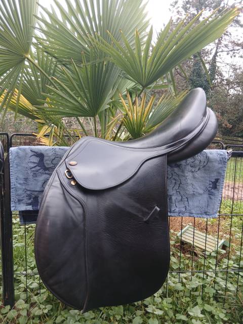 SELLE MIXTE CUIR NOIR 17&rsquo;́ ERIC THOMAS