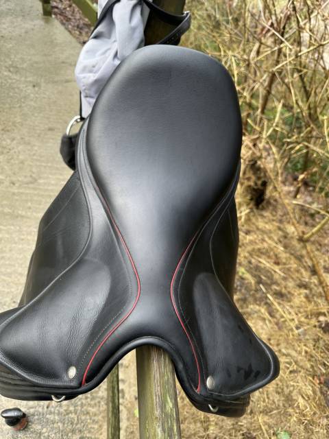 Selle de dressage Childeric DAC 2019