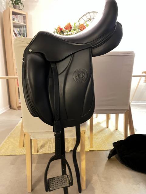 Selle dressage forestier Aachen 17,5 &acute;&acute;