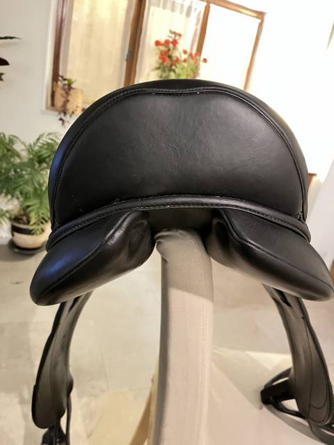 Selle dressage forestier Aachen 17,5 &acute;&acute;