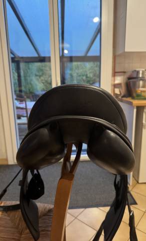 Selle dressage ERREPLUS Freestyle 17&rdquo; monoquartier