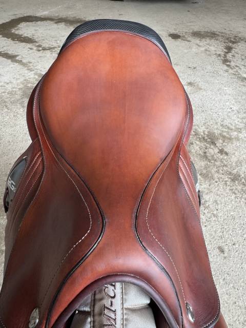 Selle CWD 17p magnifique &eacute;tat 