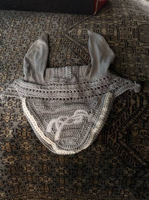 Bonnet P&eacute;n&eacute;lope Leprevost 