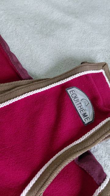 Couvre-reins Equi-Th&egrave;me &ndash; neuf jamais utilis&eacute;