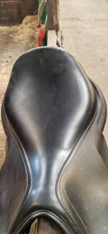 		Selle Acavallo 17&rdquo; 