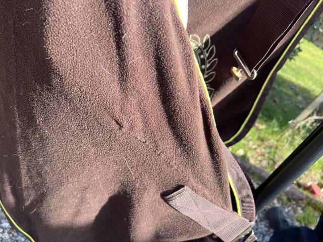 Couverture polaire Ecurie box Marron equi-theme equithe