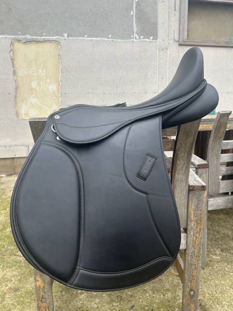 Selle Norton &eacute;quip&eacute;e 