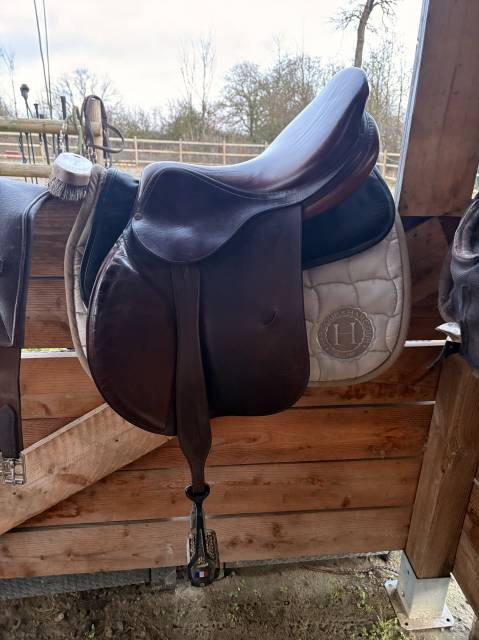 Selle Bruno delgrange 18 pouces