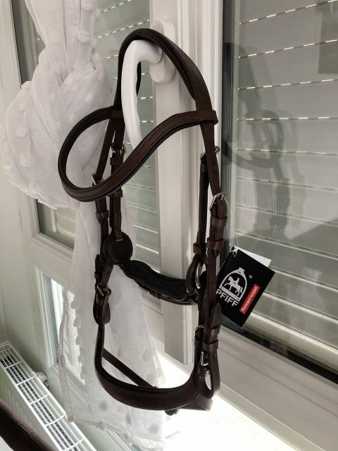 Bridon anatomique marron