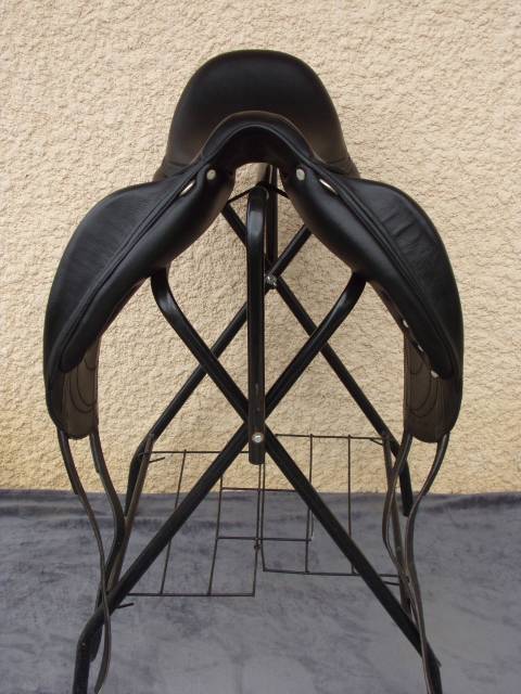 Selle Dressage Antares Cadence 17'5